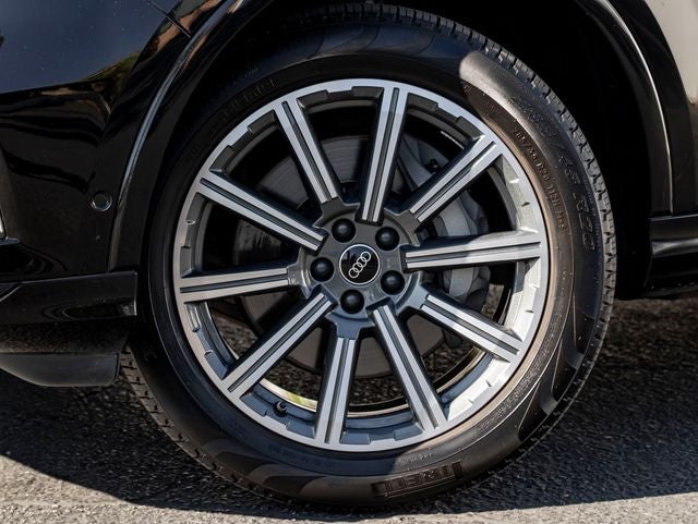 2023 Audi Q7 45 Premium Plus quattro