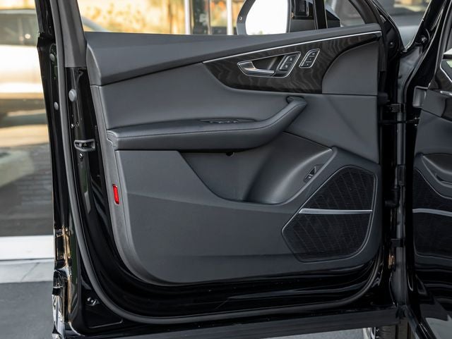 2023 Audi Q7 45 Premium Plus quattro