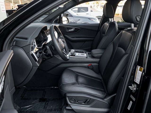 2023 Audi Q7 45 Premium Plus quattro