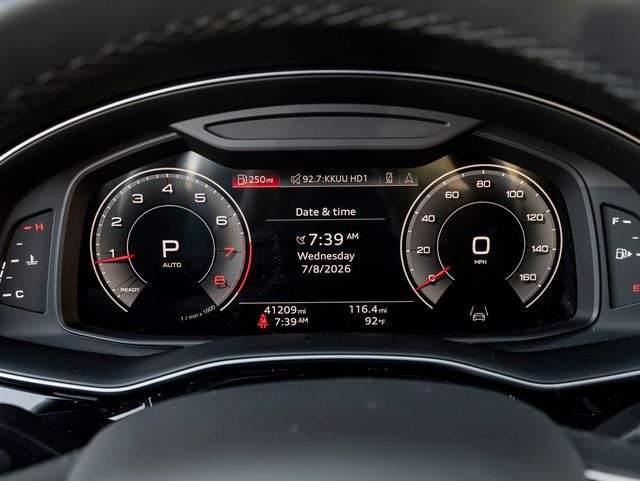 2023 Audi Q7 45 Premium Plus quattro