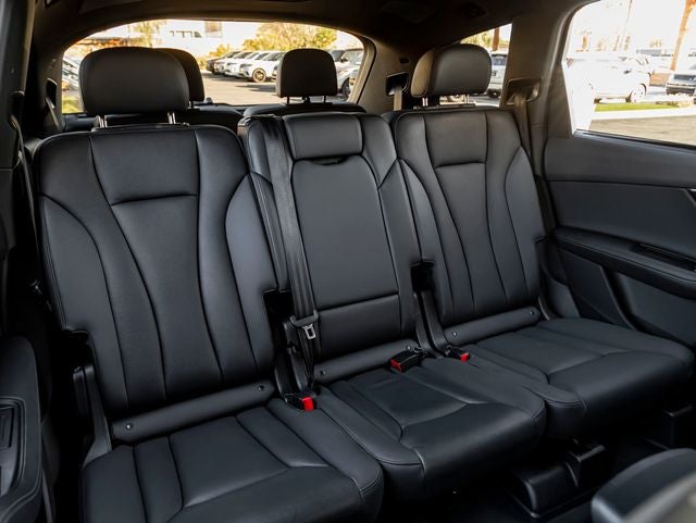 2023 Audi Q7 45 Premium Plus quattro