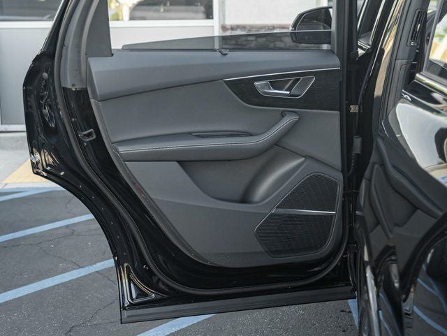 2026 Audi Q7 55 Premium Plus quattro