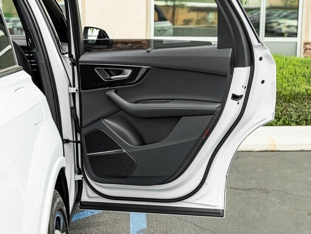 2026 Audi Q7 55 Premium Plus quattro