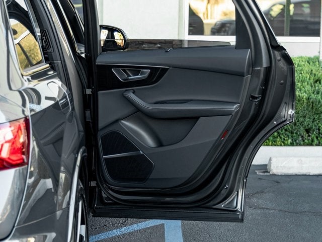 2026 Audi Q7 55 Premium Plus quattro