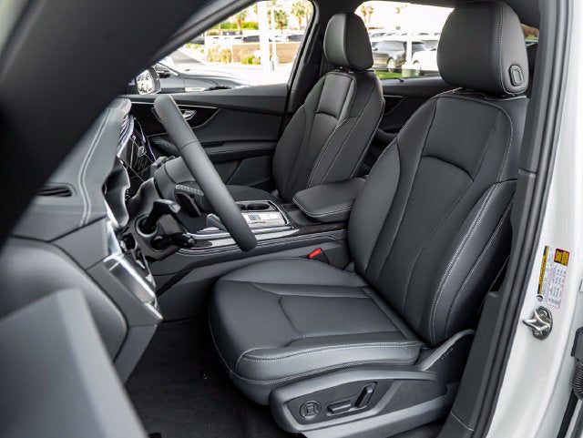 2026 Audi Q7 55 Premium Plus quattro