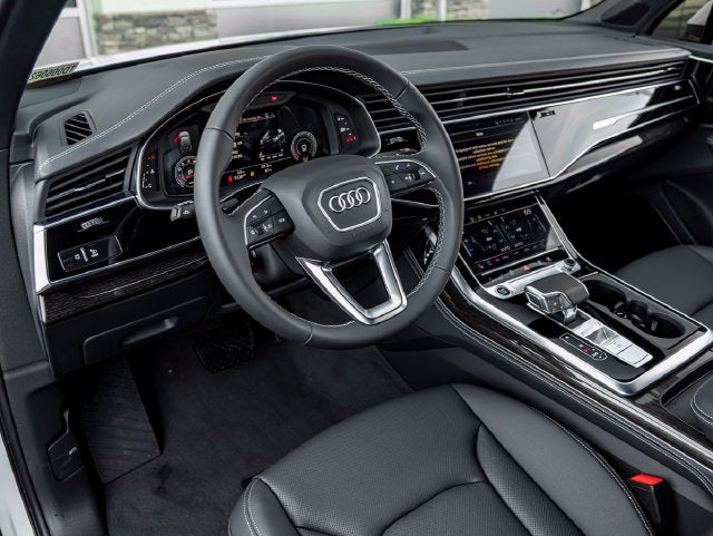 2026 Audi Q7 55 Premium Plus quattro