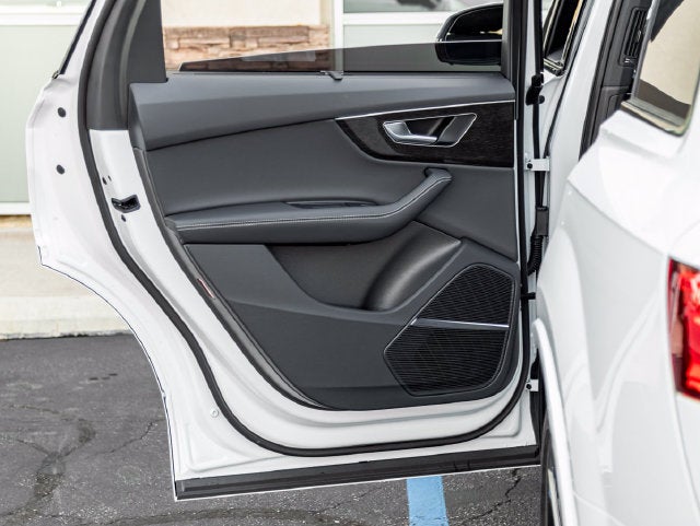 2026 Audi Q7 55 Premium Plus quattro