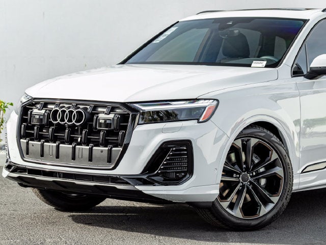 2026 Audi Q7 55 Premium Plus quattro