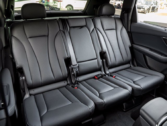2026 Audi Q7 55 Premium Plus quattro