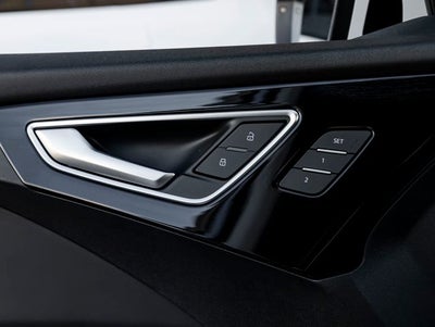 2023 Audi Q4 e-tron Prestige quattro