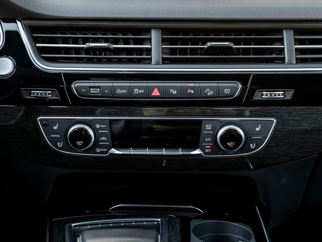 2019 Audi Q7 55 Prestige