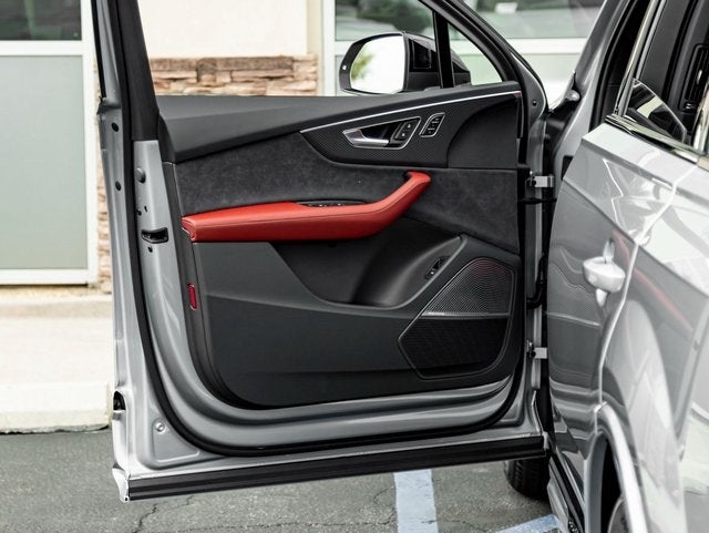 2026 Audi SQ7 Prestige quattro