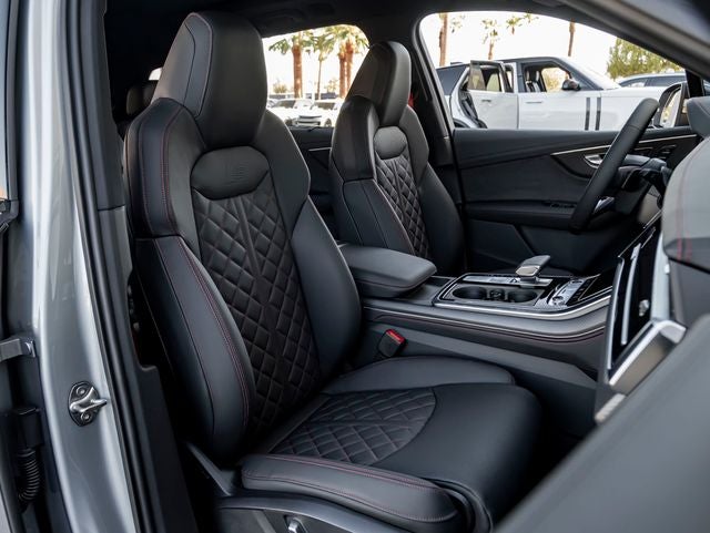 2026 Audi Q7 55 Prestige S Line quattro