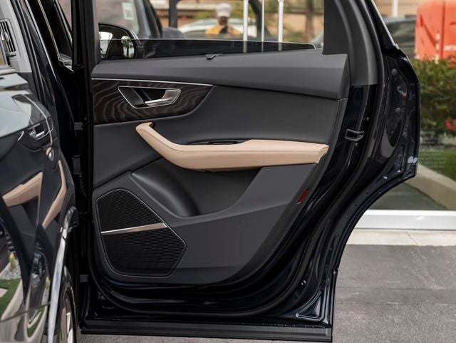 2026 Audi Q7 55 Prestige S Line quattro