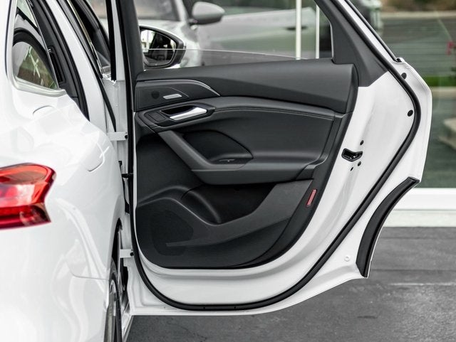 2025 Audi A6 Sportback e-tron Premium Plus