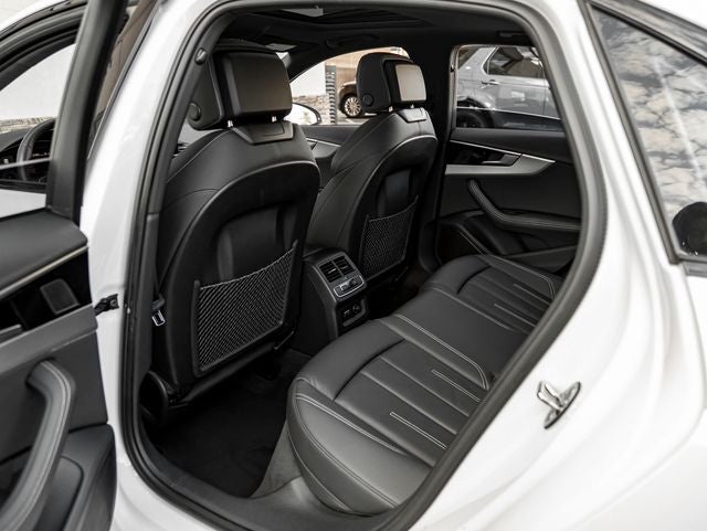 2023 Audi A4 45 S line Premium Plus quattro
