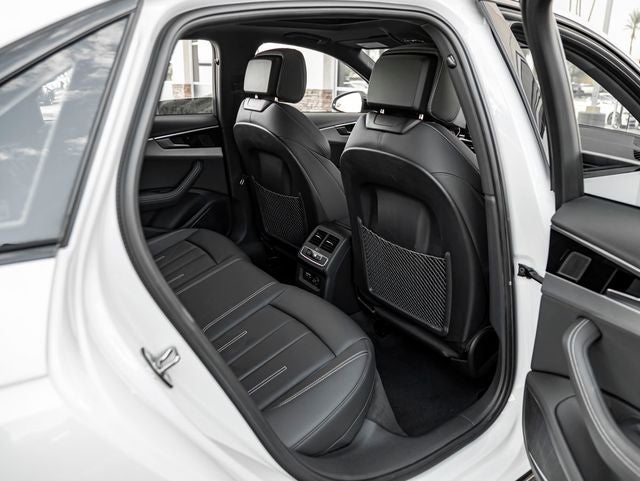 2023 Audi A4 45 S line Premium Plus quattro