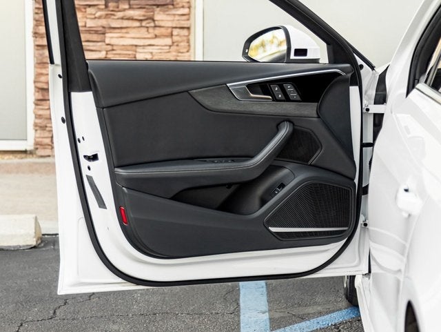 2023 Audi A4 45 S line Premium Plus quattro