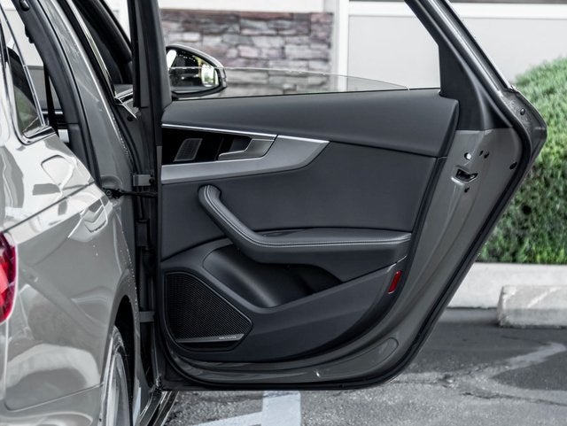 2023 Audi A4 45 S line Premium Plus quattro