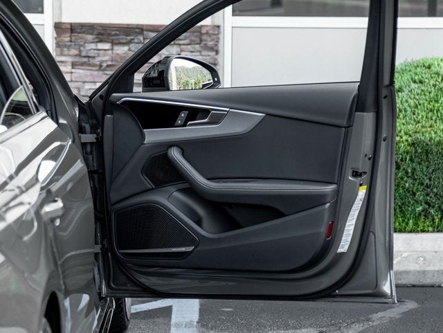 2023 Audi A4 45 S line Premium Plus quattro