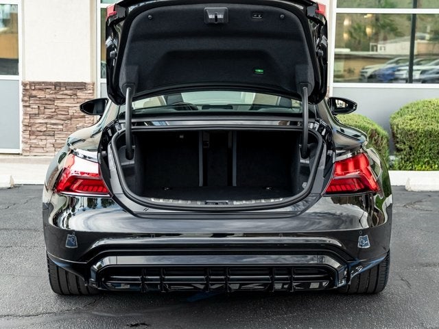 2022 Audi e-tron GT Prestige quattro