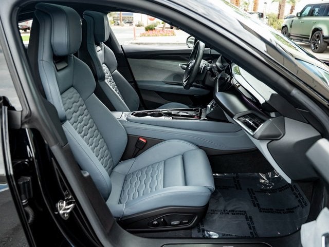 2022 Audi e-tron GT Prestige quattro