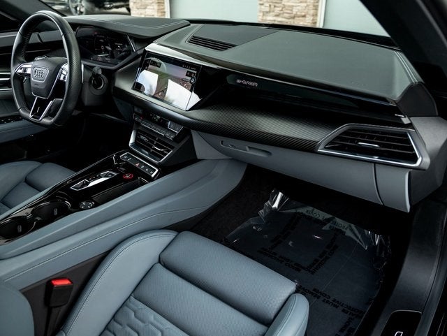 2022 Audi e-tron GT Prestige quattro