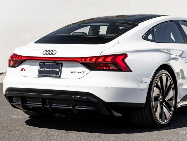 2026 Audi S e-tron GT Prestige quattro