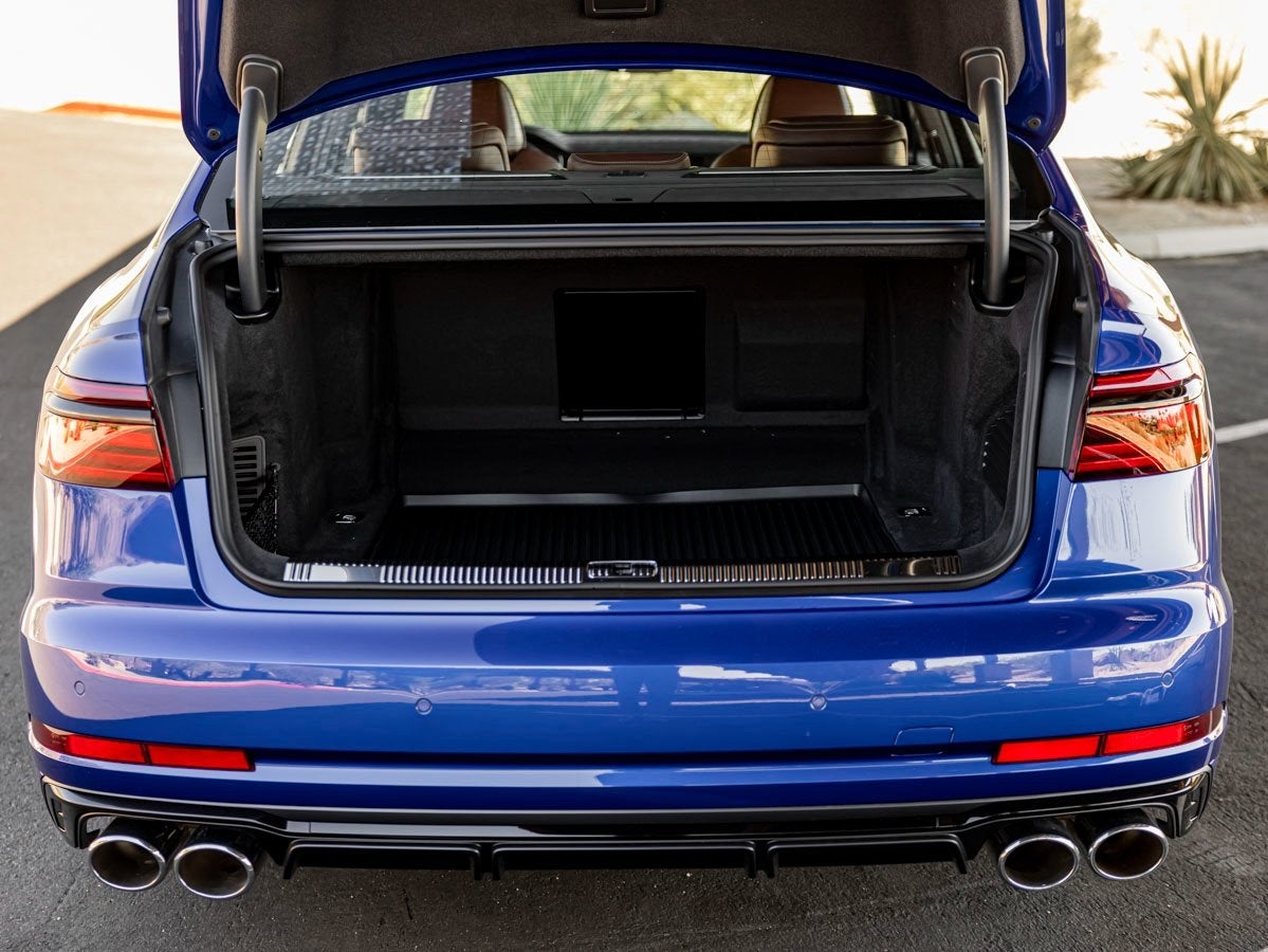 2025 Audi S8 4.0T quattro