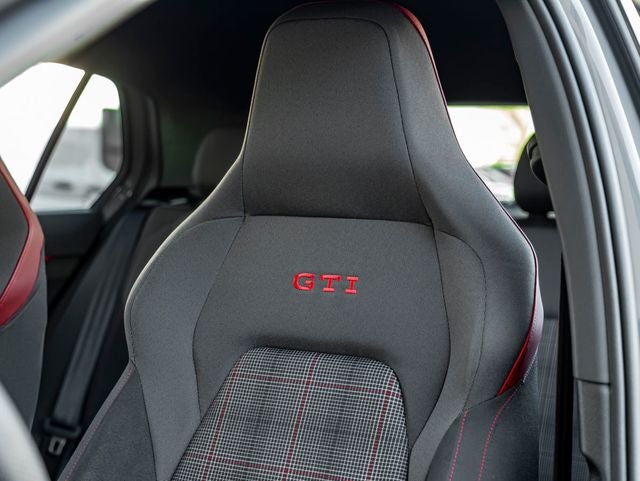 2024 Volkswagen Golf GTI S