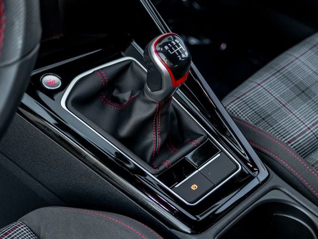 2024 Volkswagen Golf GTI S