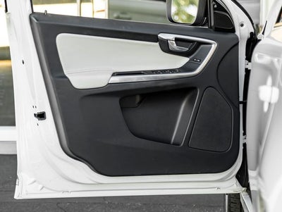 2017 Volvo XC60 T6 Dynamic