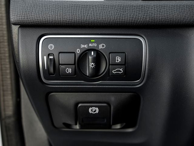 2017 Volvo XC60 T6 Dynamic