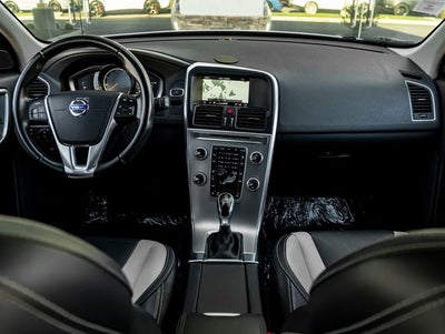 2017 Volvo XC60 T6 Dynamic