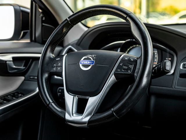 2017 Volvo XC60 T6 Dynamic