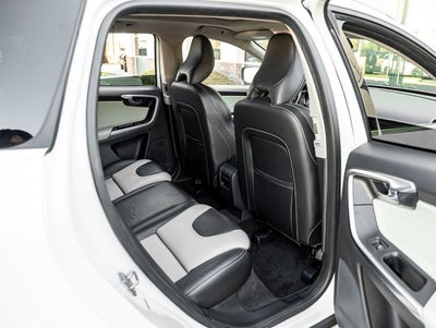 2017 Volvo XC60 T6 Dynamic