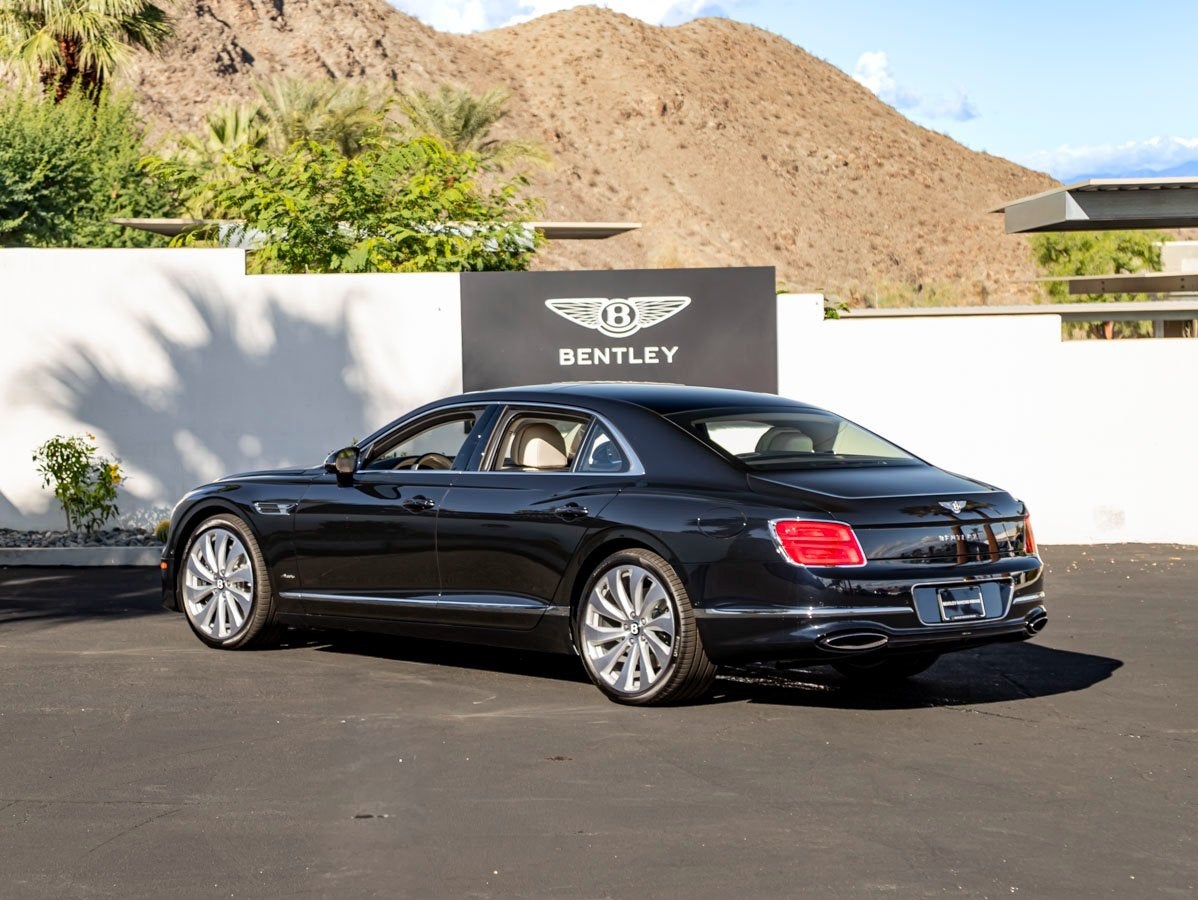 2026 Bentley Flying Spur Azure