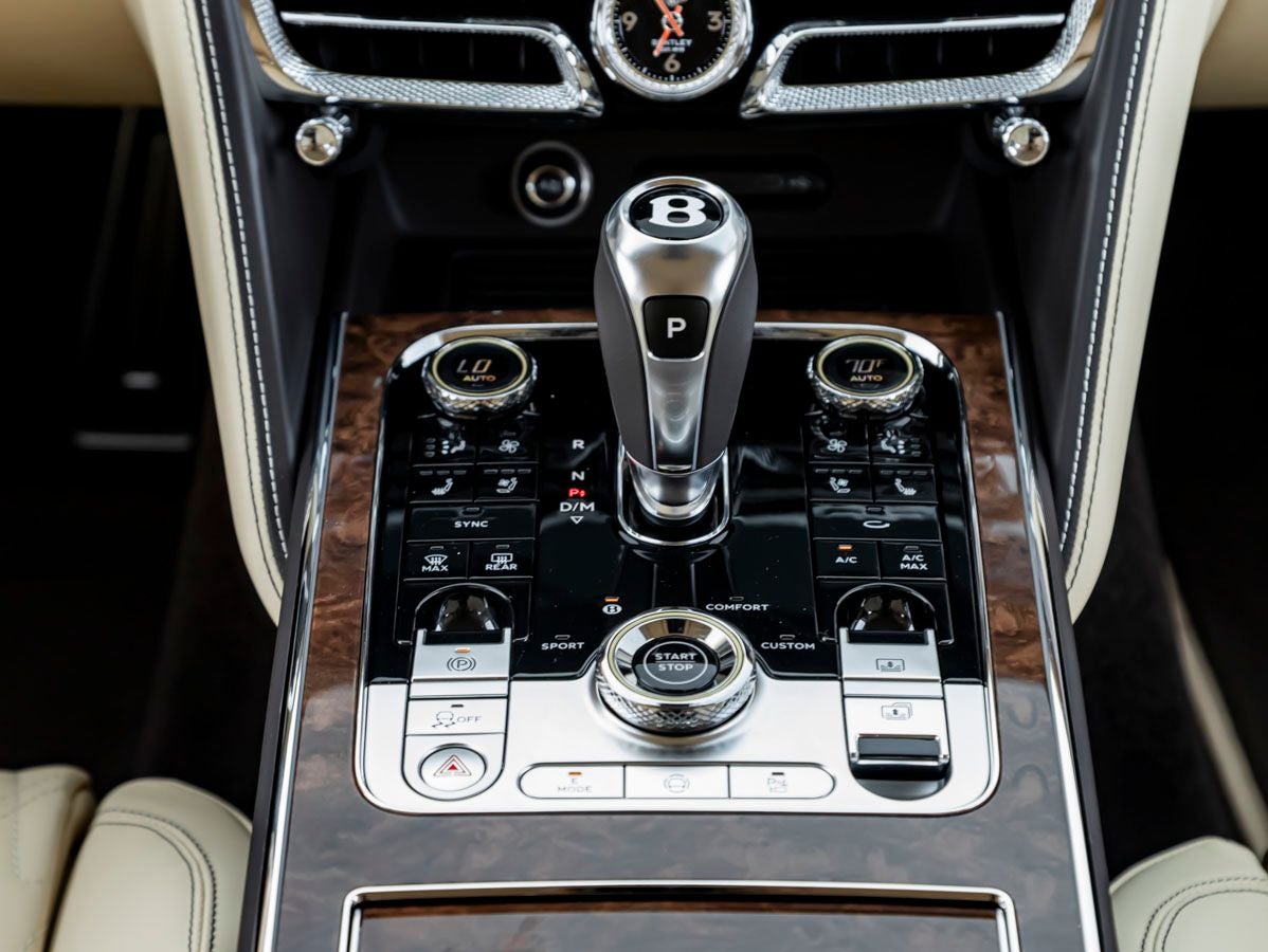 2026 Bentley Flying Spur Azure