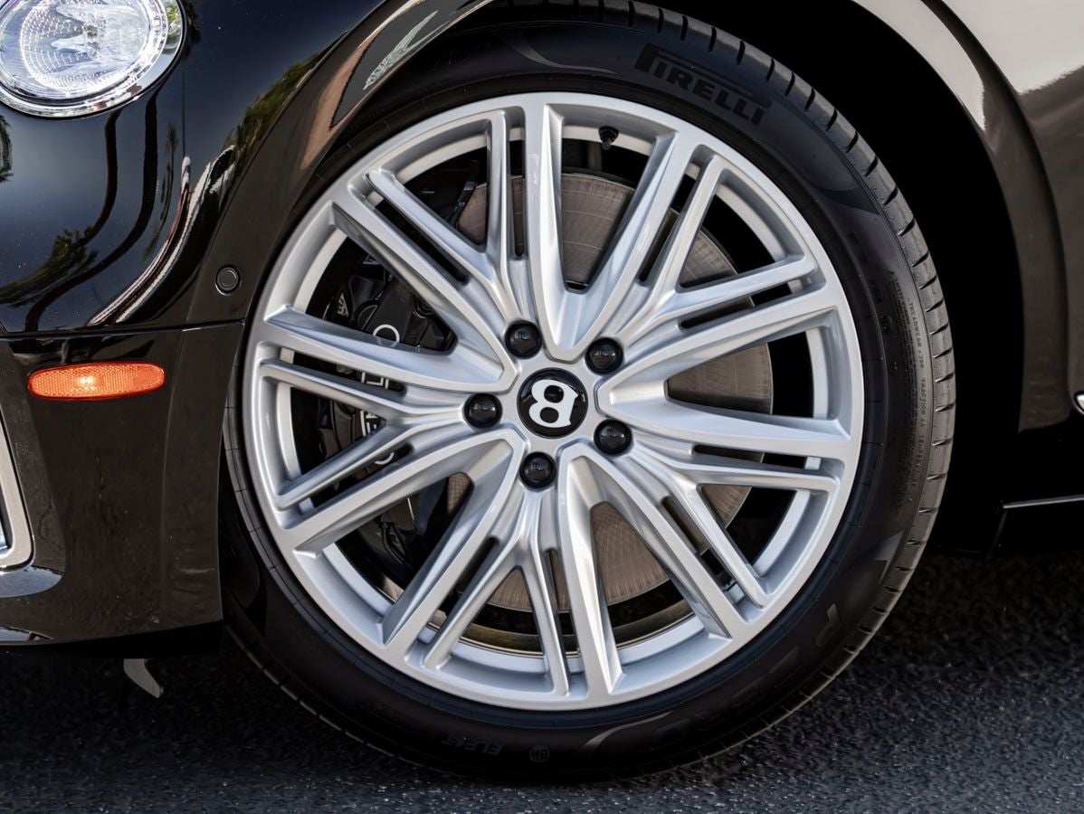 2026 Bentley Flying Spur V8