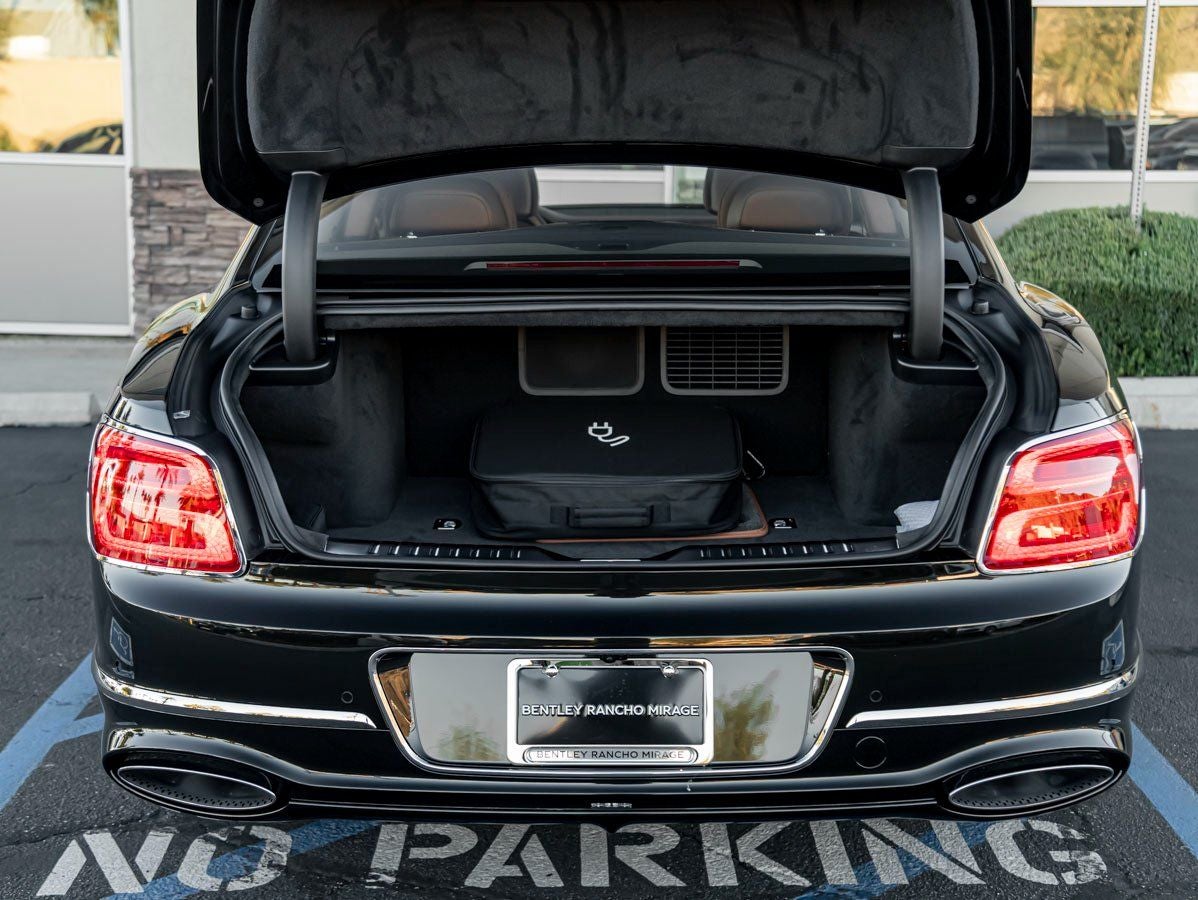 2026 Bentley Flying Spur Azure