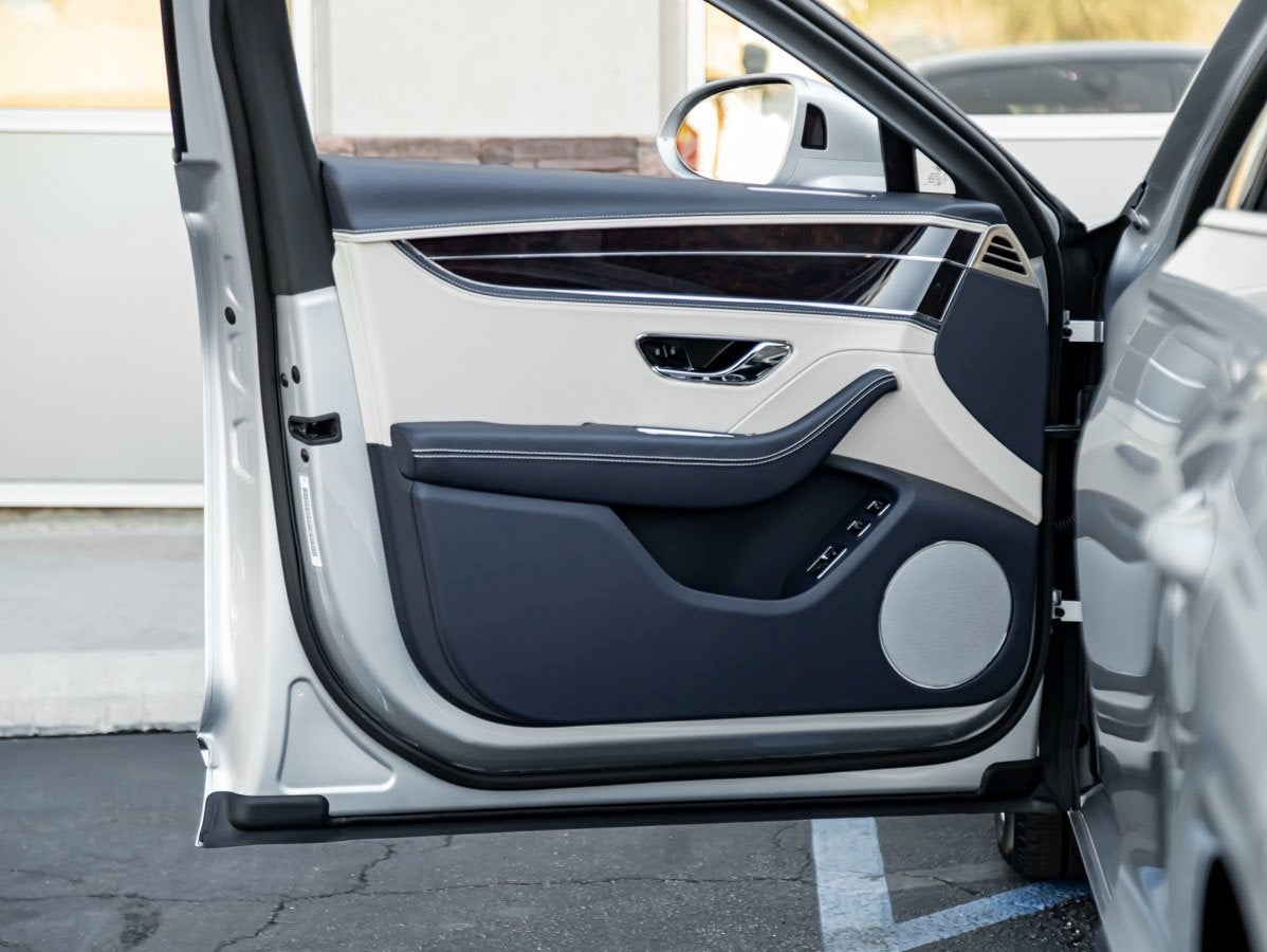 2026 Bentley Flying Spur Base