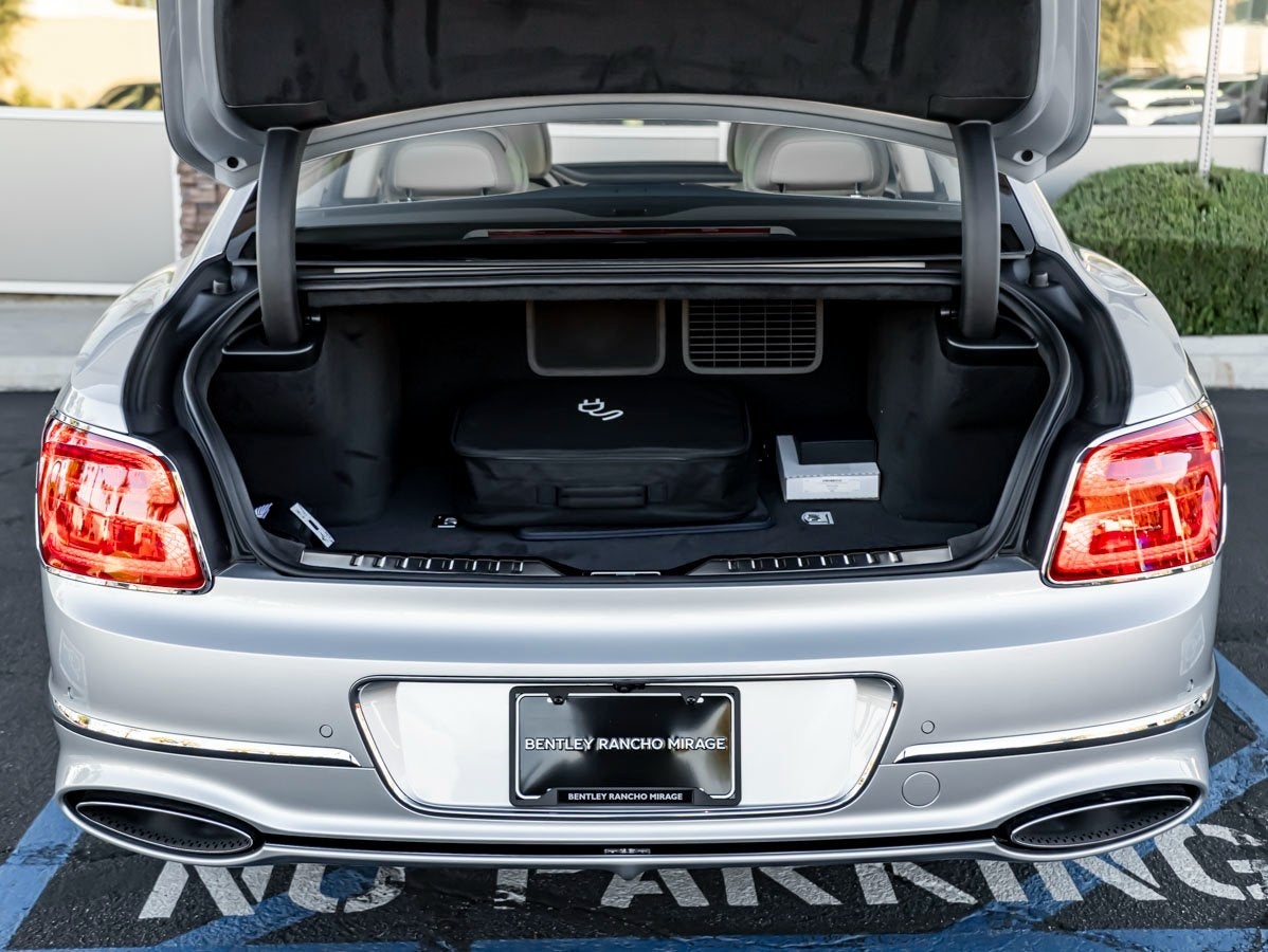 2026 Bentley Flying Spur Base