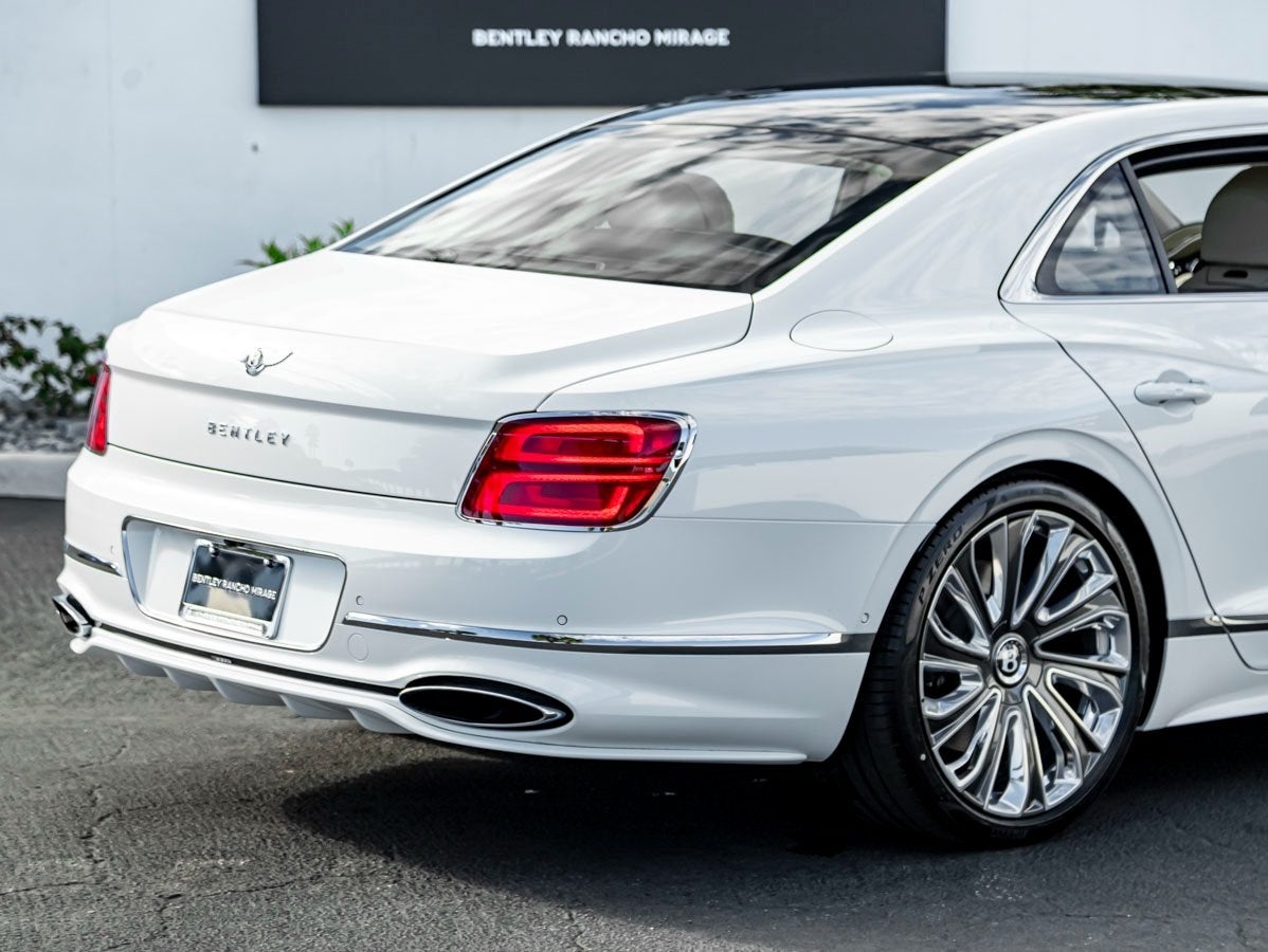 2026 Bentley Flying Spur Mulliner