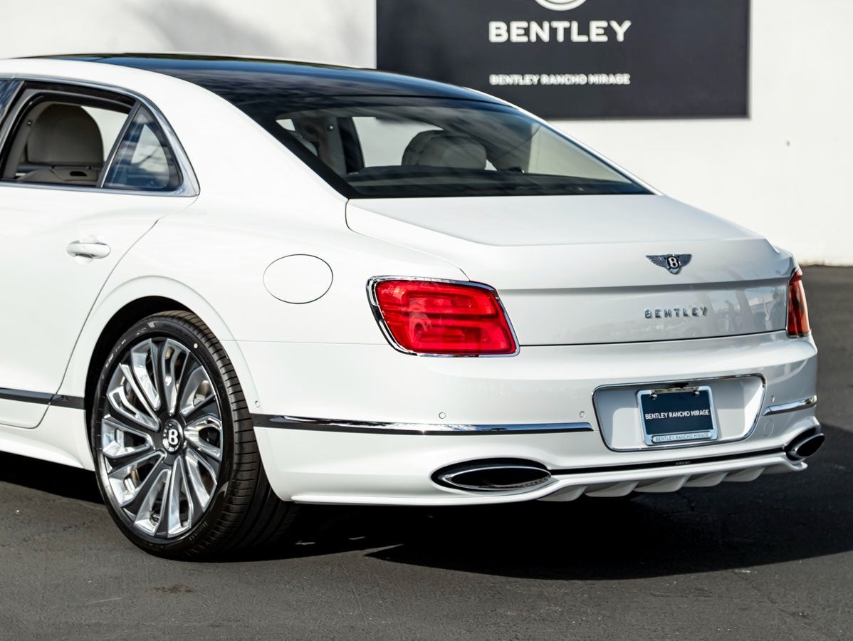 2026 Bentley Flying Spur Mulliner