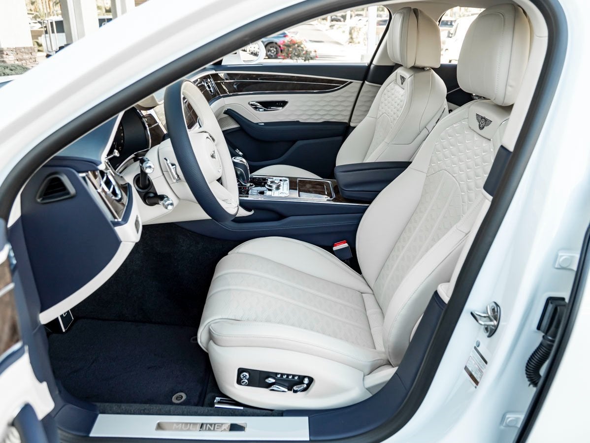2026 Bentley Flying Spur Mulliner