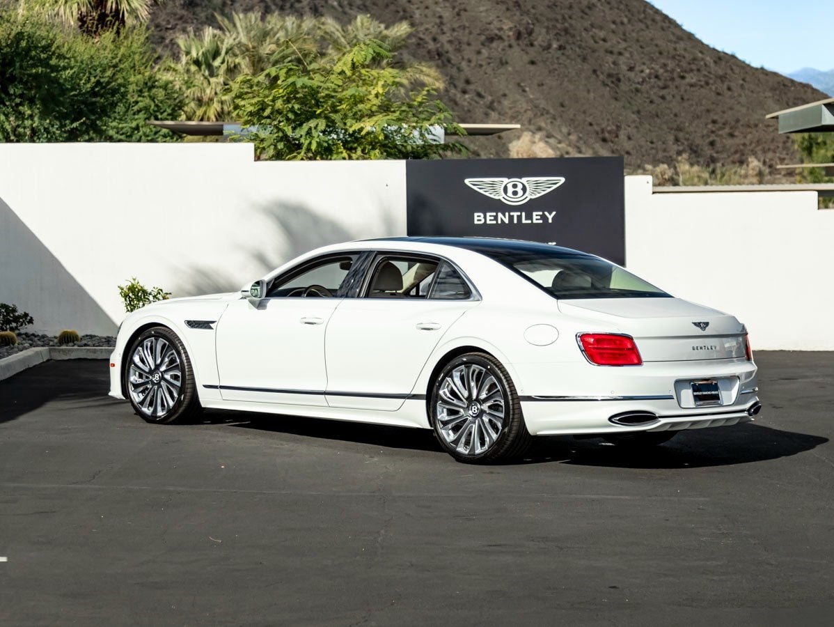 2026 Bentley Flying Spur Mulliner