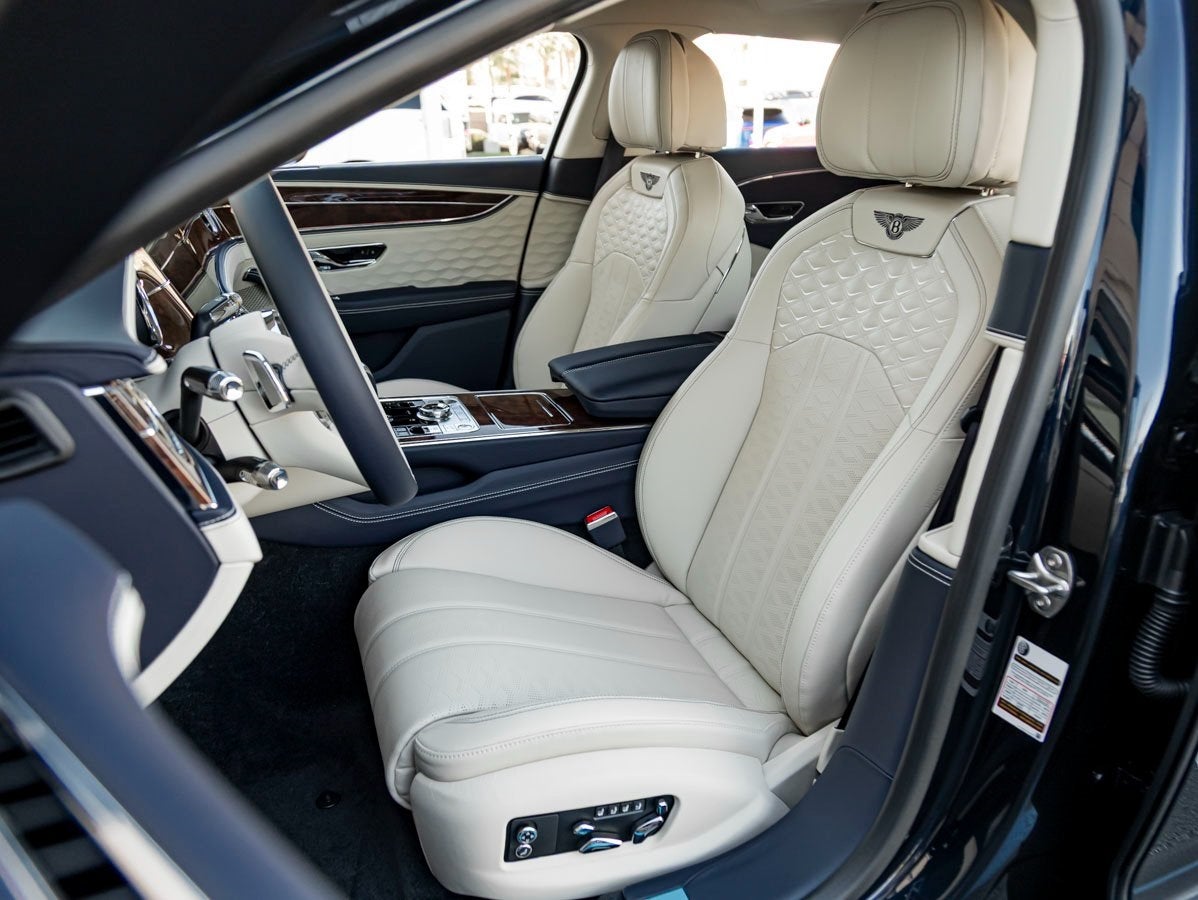 2026 Bentley Flying Spur Mulliner