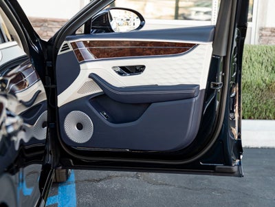 2026 Bentley Flying Spur Mulliner