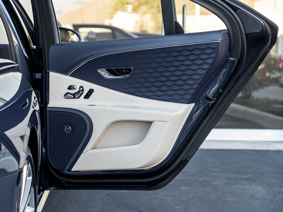 2026 Bentley Flying Spur Mulliner