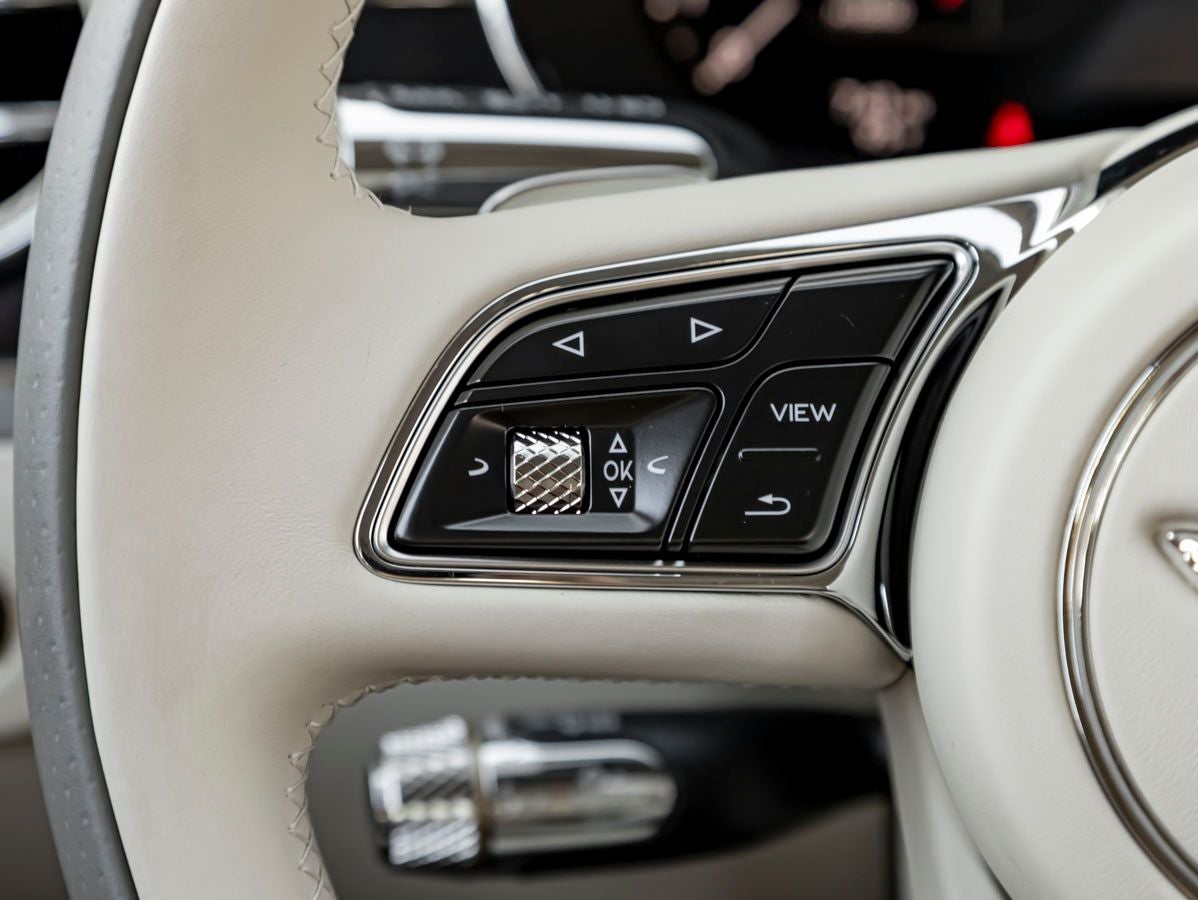 2026 Bentley Flying Spur Mulliner